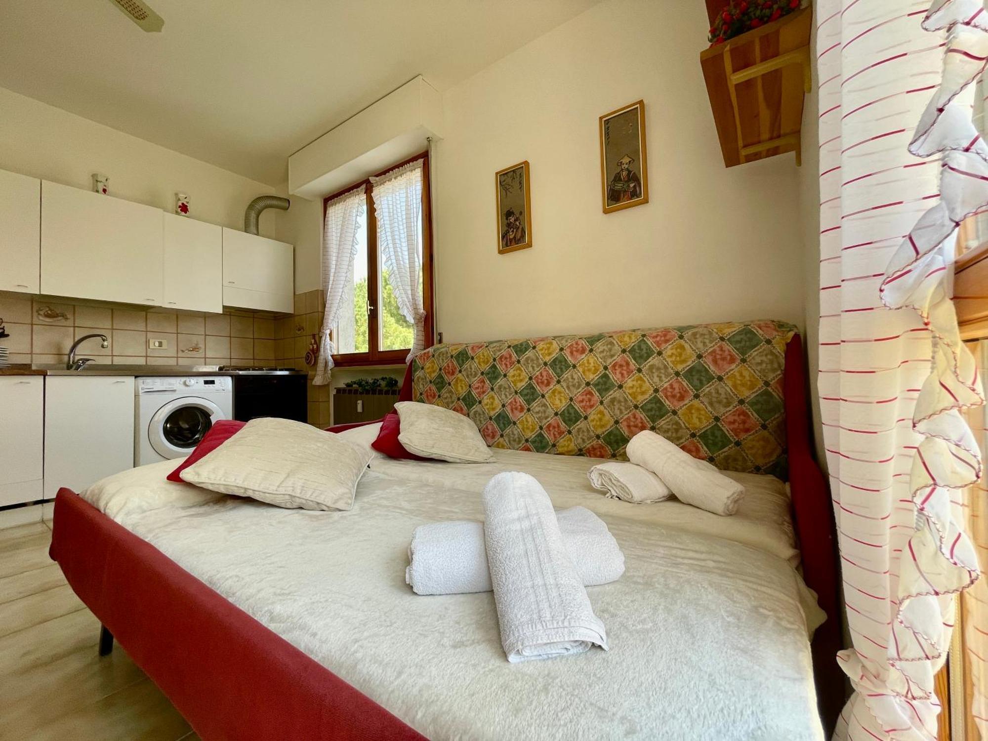 2 Locali A 600 Mt Dal Mare - Free Parking Appartement Ceriale Buitenkant foto