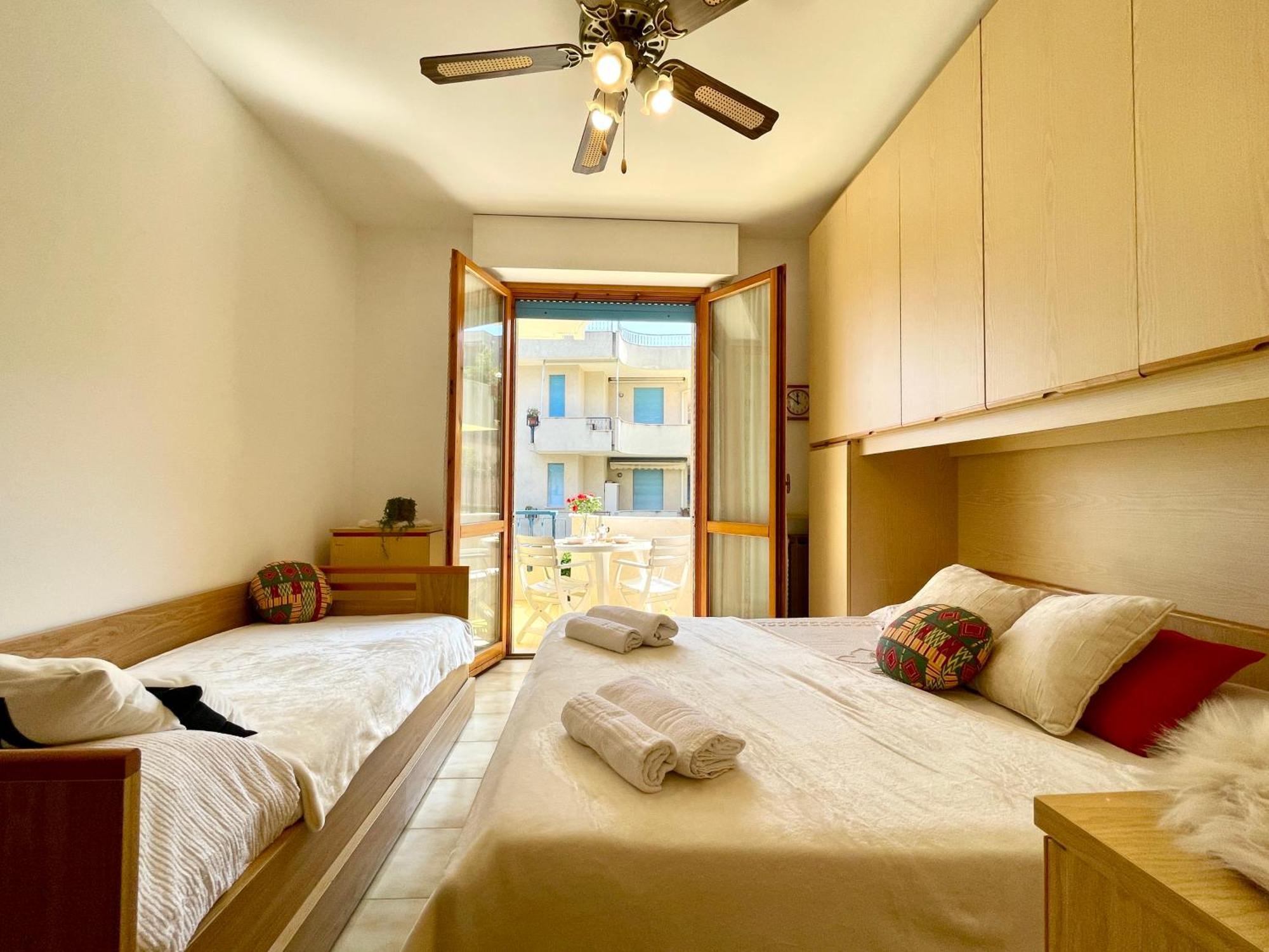 2 Locali A 600 Mt Dal Mare - Free Parking Appartement Ceriale Buitenkant foto