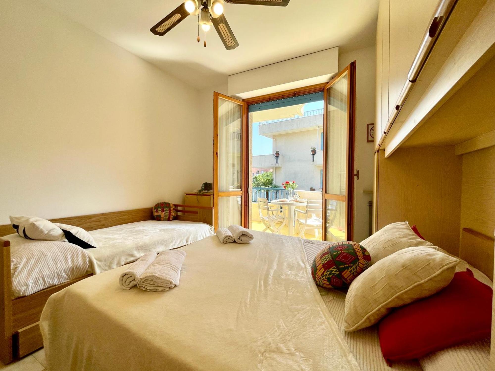 2 Locali A 600 Mt Dal Mare - Free Parking Appartement Ceriale Buitenkant foto